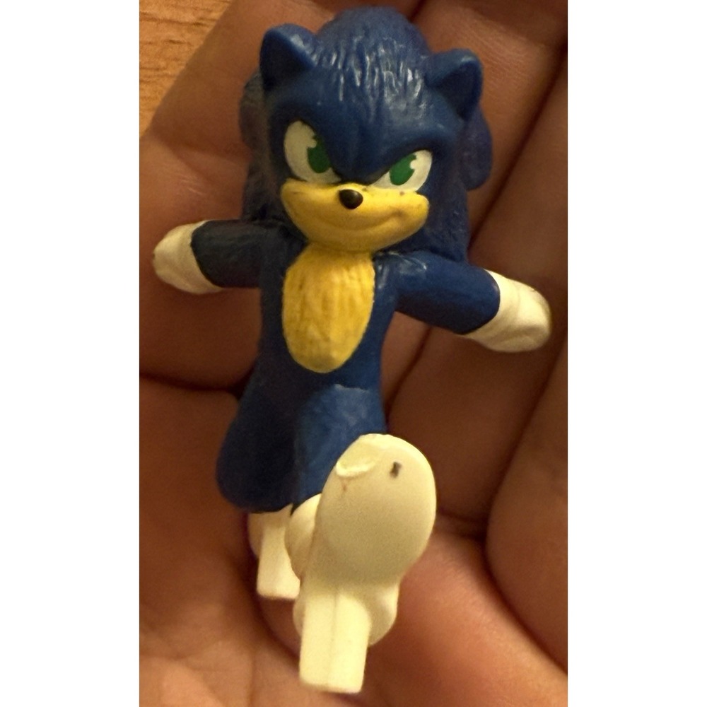 Sonic The Hedgehog Running Figure Toy Action Cake Topper Does not Stand